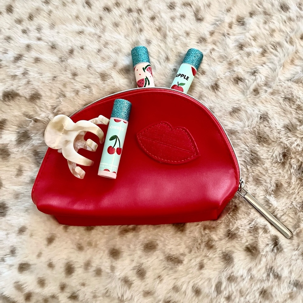 💋NWOT Lancôme Red Makeup Bag with Lips💋 - Picture 6 of 9
